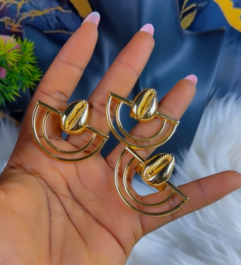 Baoule Earrings Set Cauris