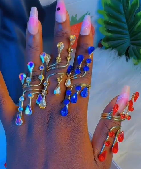 Dazzling Royal Fashion rings